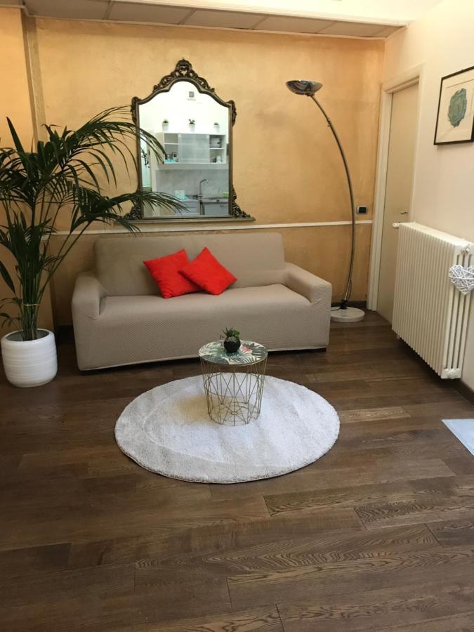 Loft Nel Cuore Di Brera Milan Bagian luar foto