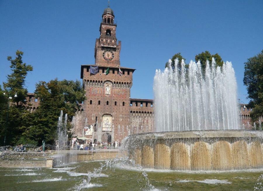 Loft Nel Cuore Di Brera Milan Bagian luar foto